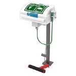 Hughes Pedestal Mount Eyewash